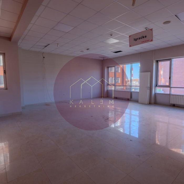 Lokal Izdavanje Beograd Konjarnik (voždovački Deo) 1195 m2
