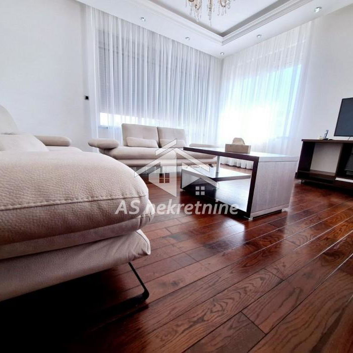 Stan Izdavanje Beograd Dedinje 135 m2