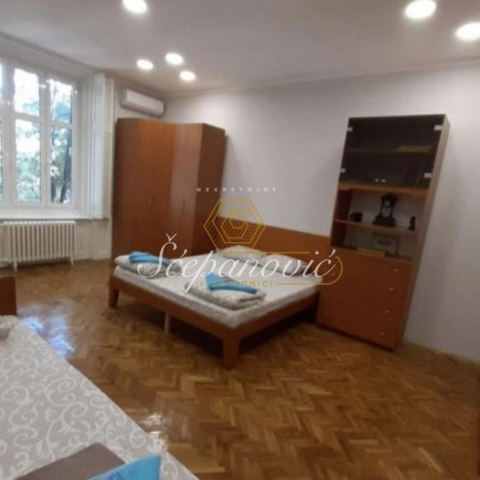 Stan Izdavanje Novi Sad  97 m2
