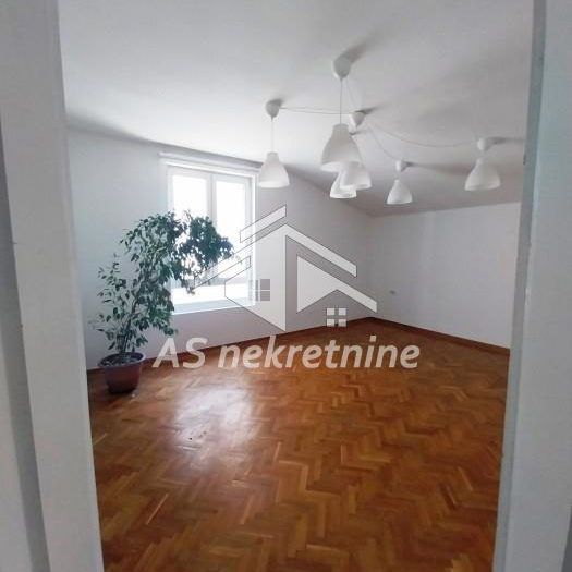 Kuća za izdavanje, Neimar, Beograd, 260m², 3.000 €/mes