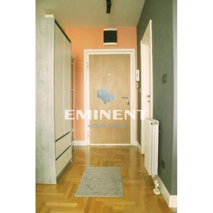 Stan Izdavanje Beograd Blok 72 34 m2