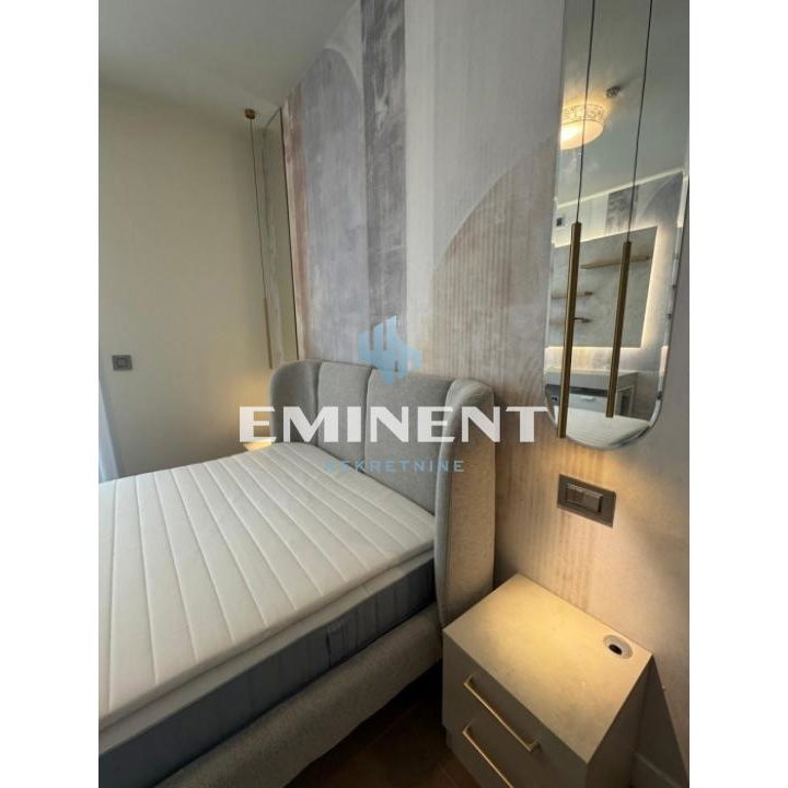Četvorosoban stan za izdavanje, Blok 65, Beograd, 100m², 2.500 €/mes