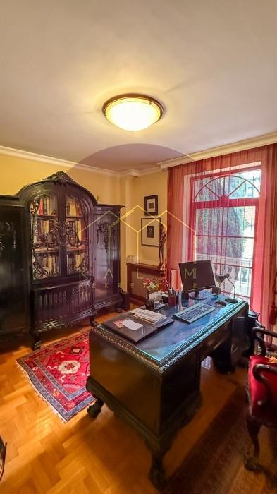 stanovi-prodaja-mBQZce80CU Kuća na prodaju, FON, Beograd, 377m², 1.250.000 €