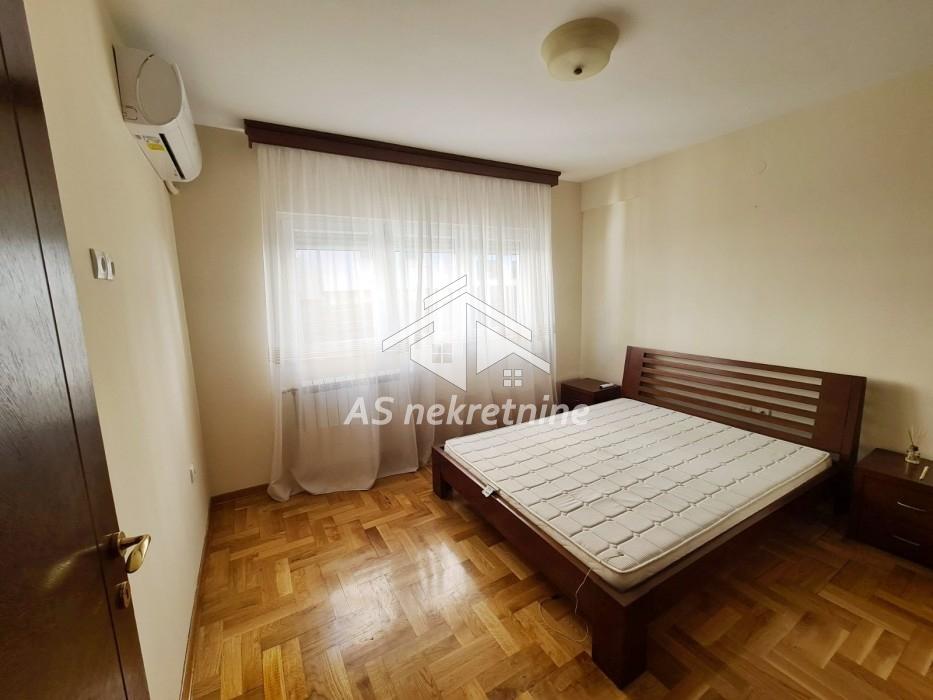 Stan Izdavanje Beograd Stan Izdavanje Beograd Hram Svetog Save 78 m2