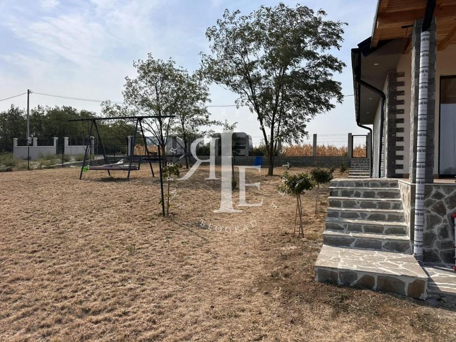 Kuća Prodaja Beograd Nemenikuće 102 m2