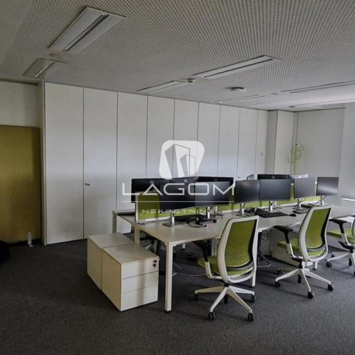 Lokal Izdavanje Beograd Blok 67 - Belville 772 m2