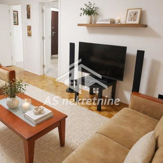 Stan Izdavanje Beograd Slavija 65 m2