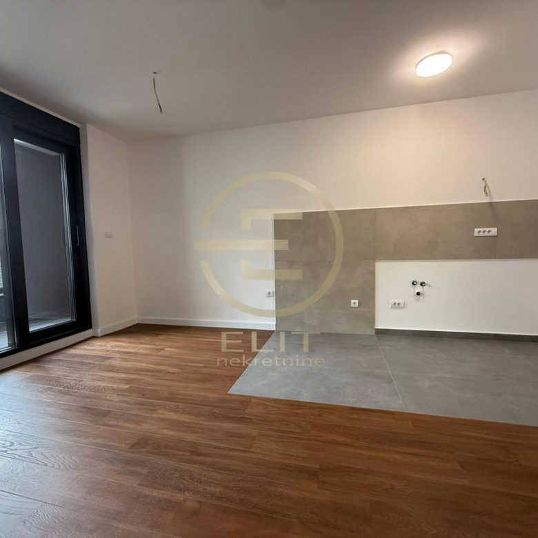 Stan Prodaja Novi Sad  136 m2