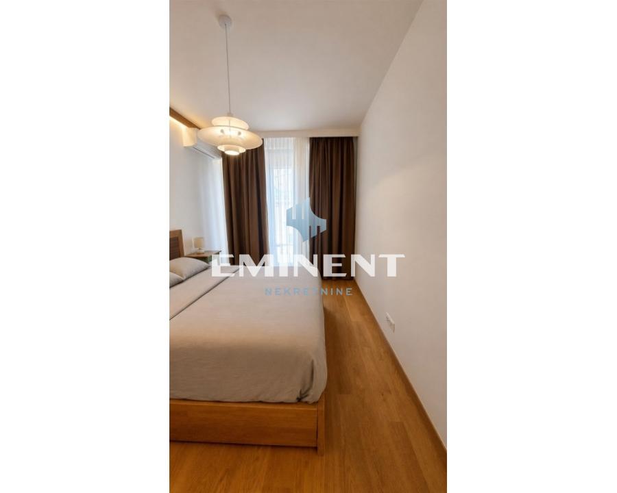 Trosoban stan za izdavanje, Blok 65, Beograd, 81m², 2.200 €/mes