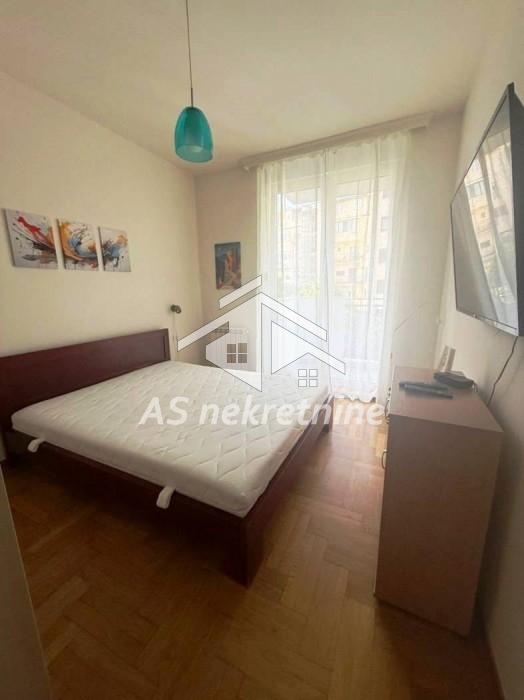 Stan Izdavanje Beograd Stan Izdavanje Beograd Hram Svetog Save 106 m2