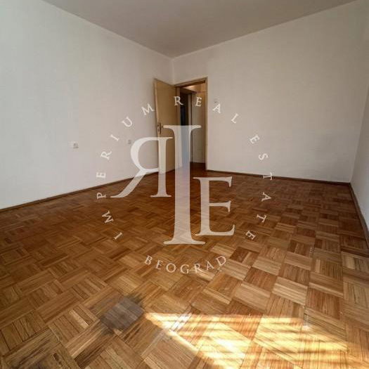 Petosoban stan na prodaju, Banovo Brdo, Beograd, 111m², 315.000 €