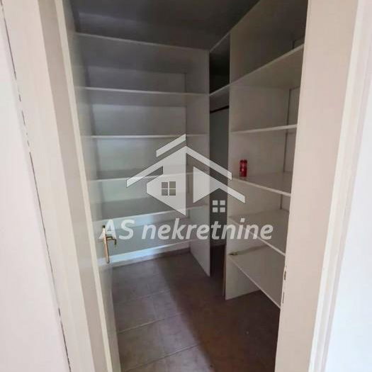 Četvorosoban stan za izdavanje, Dedinje, Beograd, 104m², 1.500 €/mes