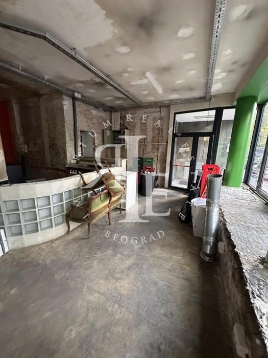 Lokal Izdavanje Beograd Lokal Izdavanje Beograd Cara Dušana 88 m2