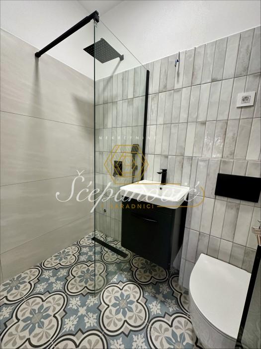 Stan Prodaja Novi Sad  85 m2