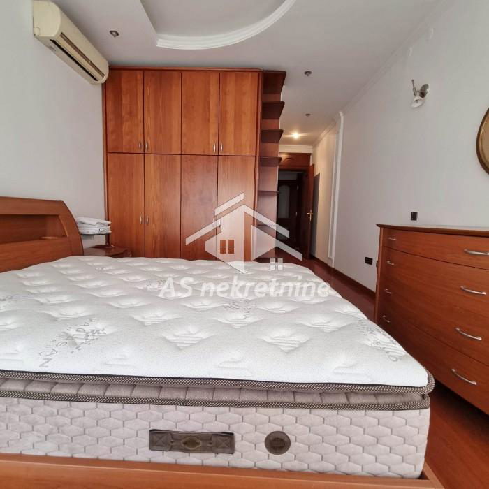 Trosoban stan za izdavanje, Dorćol, Beograd, 120m², 2.000 €/mes
