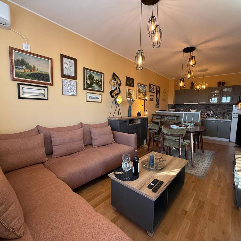 Stan Prodaja Novi Sad Bulevar Patrijarha Pavla 59 m2
