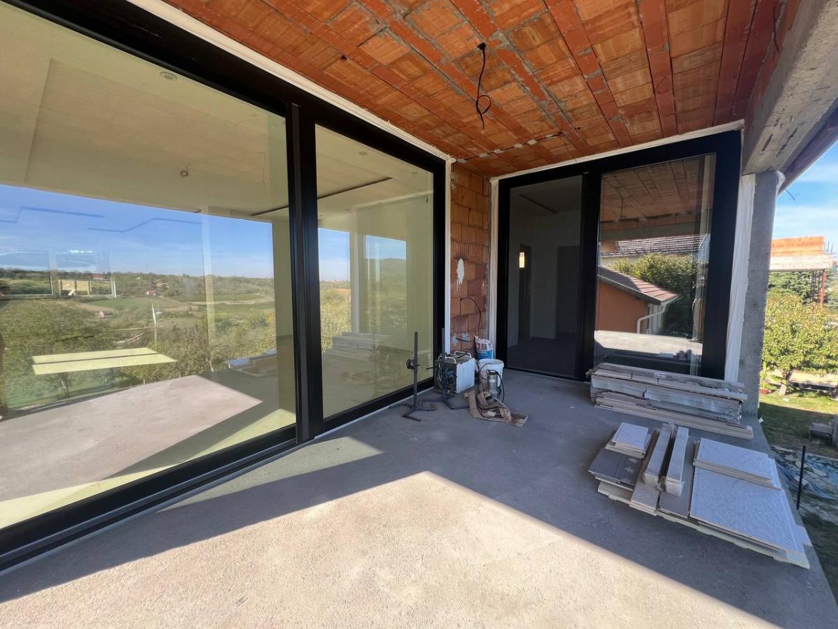 tbgy060aj2-photo-2024-10-09-09-38-03 Kuća na prodaju, Sremska Kamenica, Novi Sad, 226m², 390.000 €