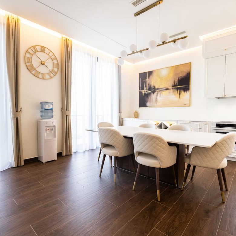 Stan Izdavanje Novi Sad  131 m2