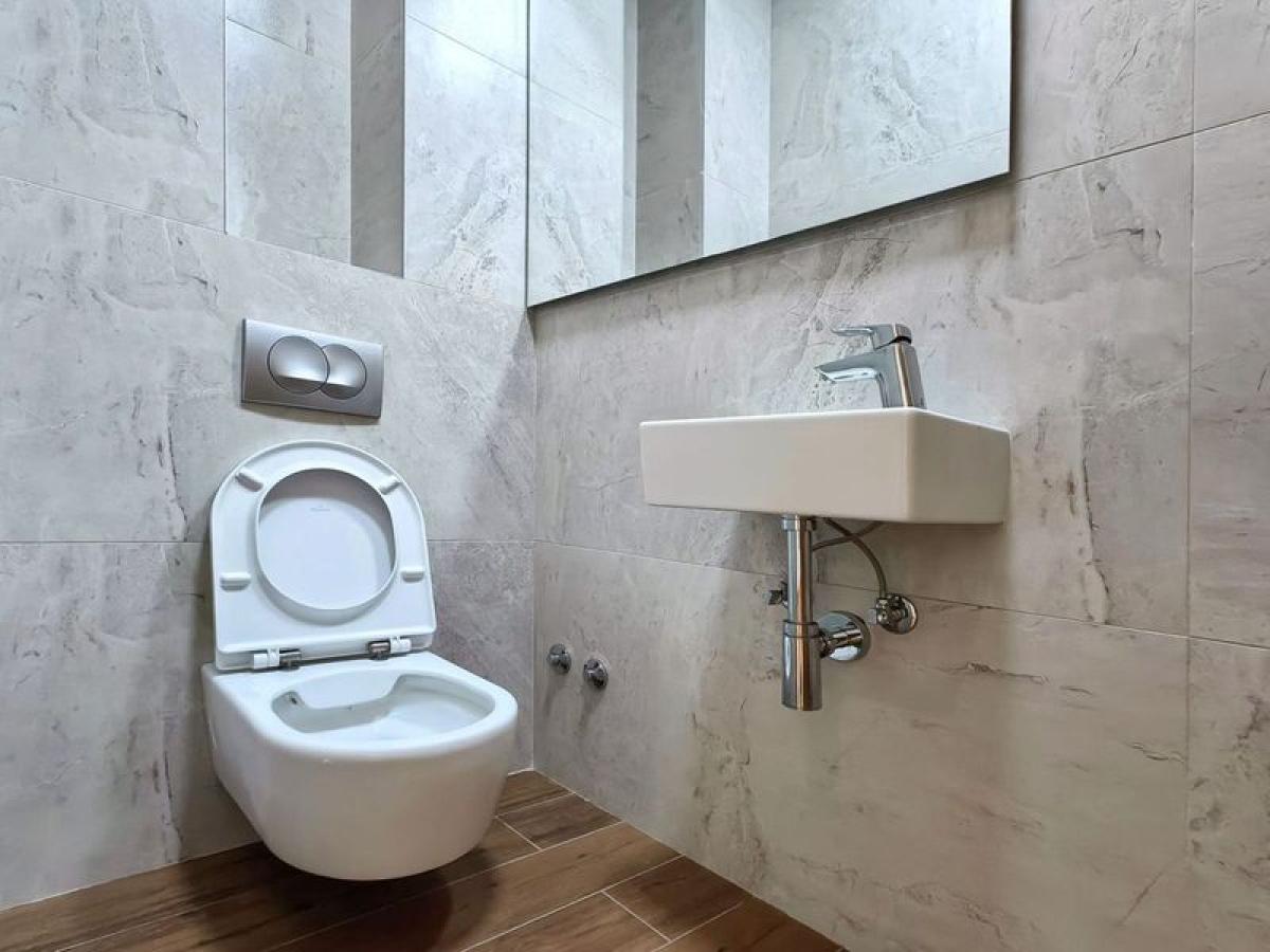 Četvorosoban stan na prodaju, Adamovićevo Naselje, Novi Sad, 240m², 3. sprat, 600.000 €