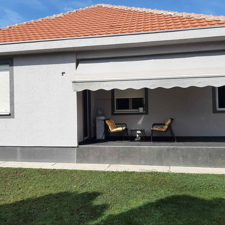 Kuća na prodaju, Sajlovo, Novi Sad, 154m², 300.000 €