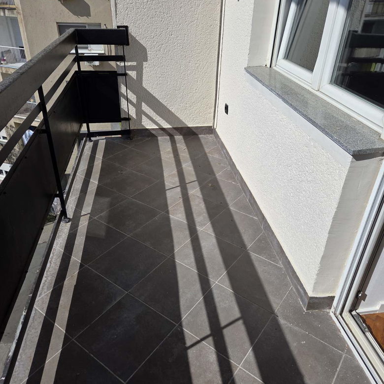 Na prodaju odlican trosoban stan od 64 m² na Bulevaru oslobođenja —na jednoj od najtraženijih lokacija u gradu