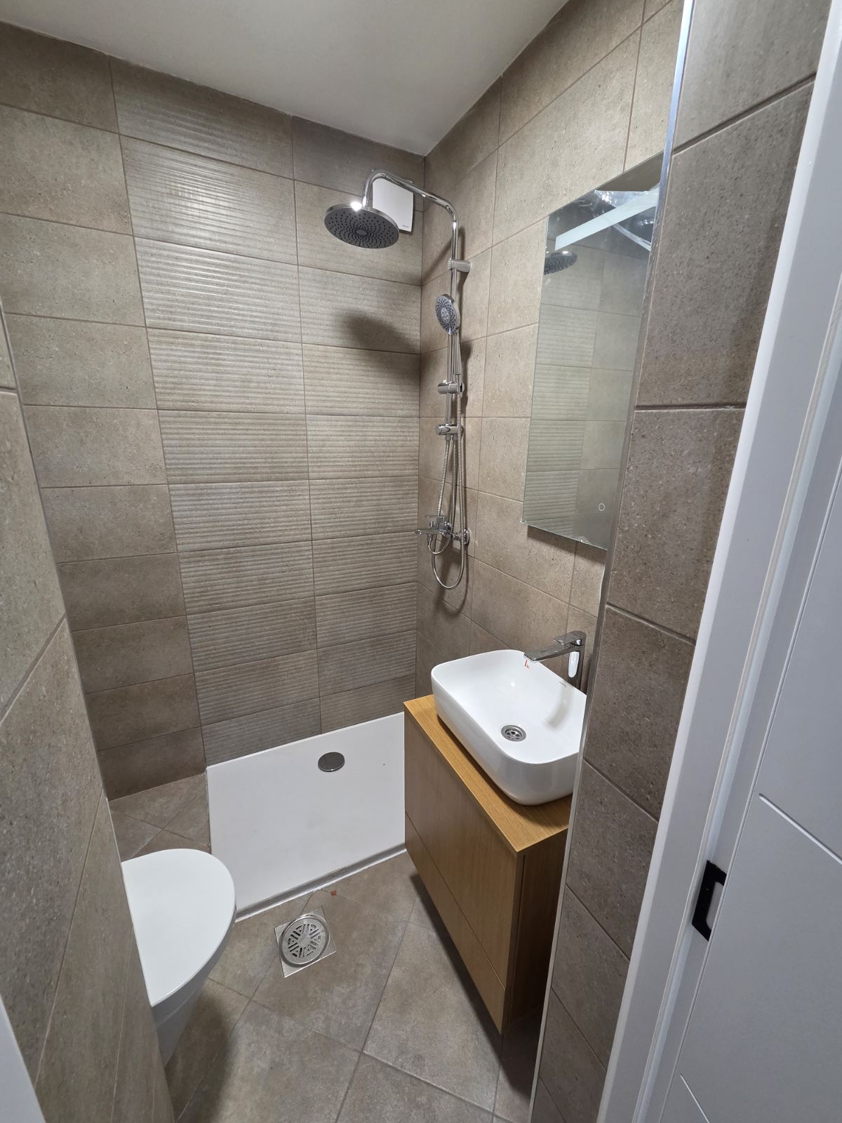 viber_slika_2026-09-13_20-02-32-111 Na prodaju odlican trosoban stan od 64 m² na Bulevaru oslobođenja —na jednoj od najtraženijih lokacija u gradu