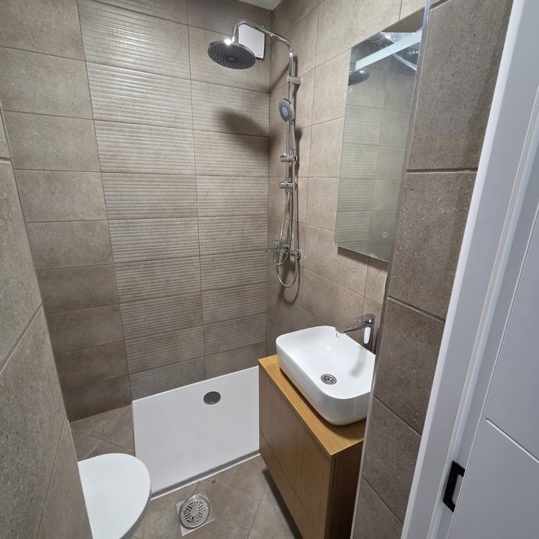 Na prodaju odlican trosoban stan od 64 m² na Bulevaru oslobođenja —na jednoj od najtraženijih lokacija u gradu