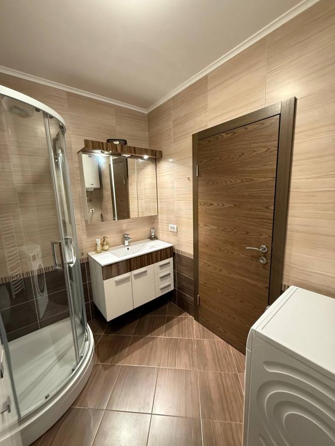 wqwiha7044-photo-2025-05-13-16-54-43 Kuća na prodaju, Popovica, Novi Sad, 443m², 700.000 €