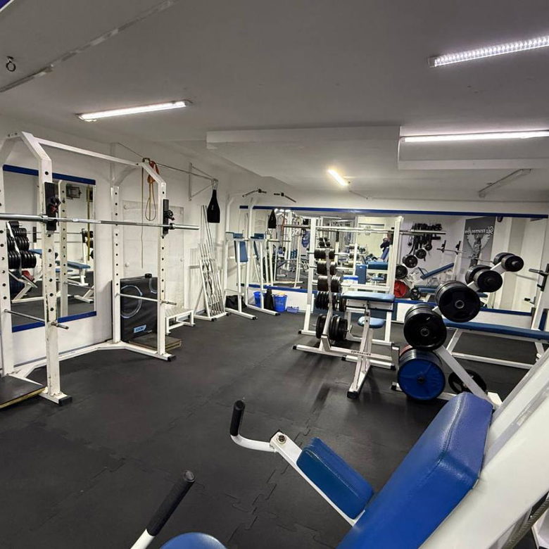 Lokal Izdavanje Novi Sad Socijalno 155 m2