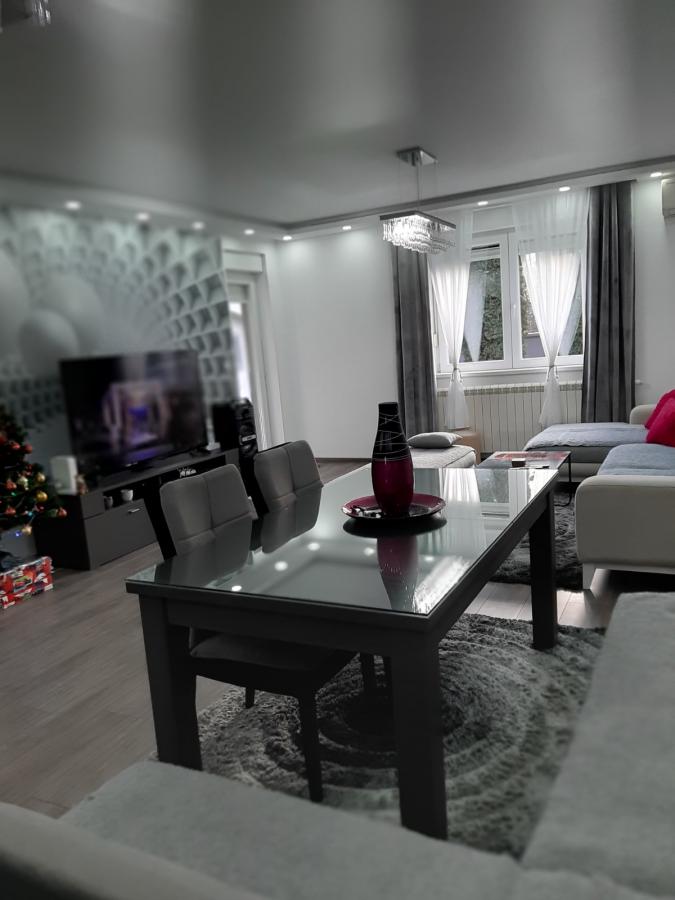 Kuća Prodaja Novi Sad Kuća Prodaja Novi Sad 154 m2
