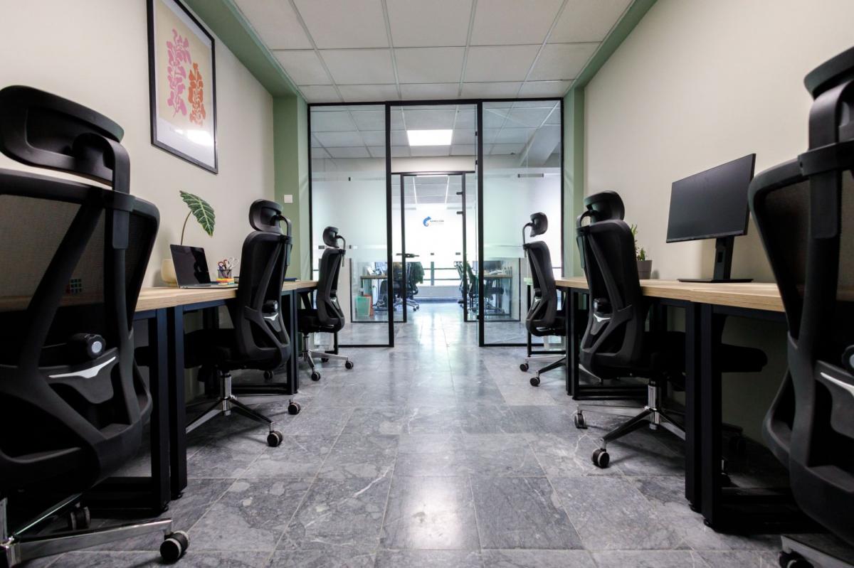 Lokal Izdavanje Novi Sad  218 m2