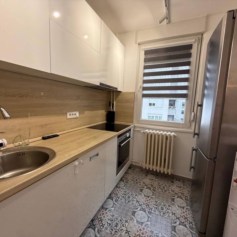 Stan Prodaja Novi Sad  40 m2
