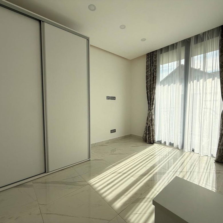 Četvorosoban stan za izdavanje, Tatarsko Brdo, Novi Sad, 98m², 1.500 €/mes