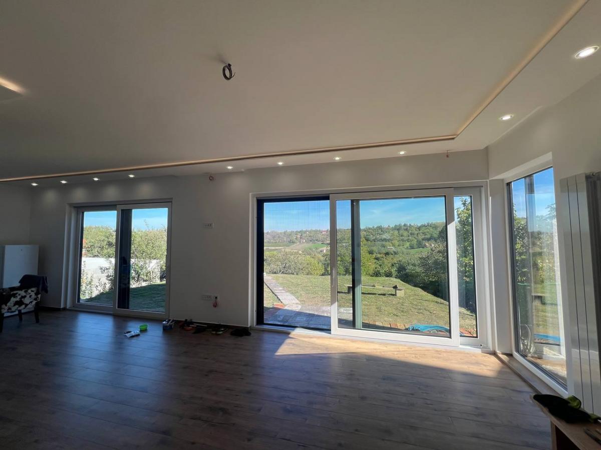 Kuća Prodaja Novi Sad Kuća Prodaja Novi Sad 226 m2