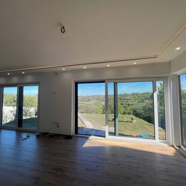 Kuća Prodaja Novi Sad  226 m2