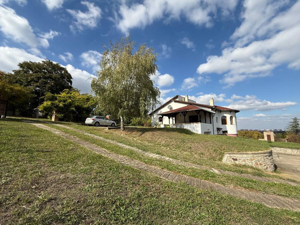 Kuća na prodaju, Bocke, Novi Sad, 204m², 450.000 €