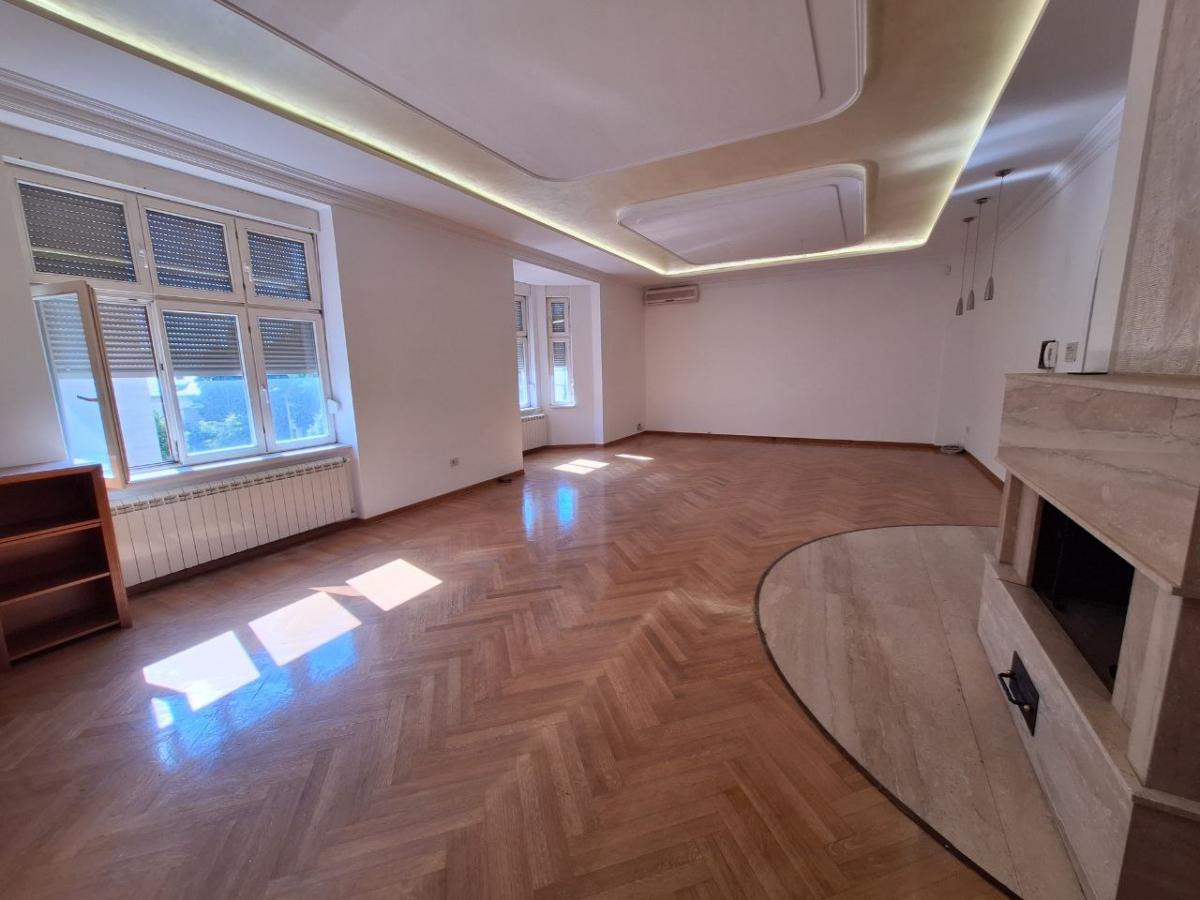 Stan Prodaja Novi Sad Stan Prodaja Novi Sad 213 m2