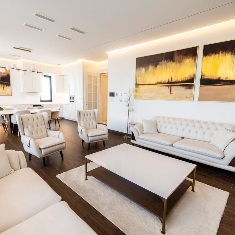 Stan Izdavanje Novi Sad  131 m2