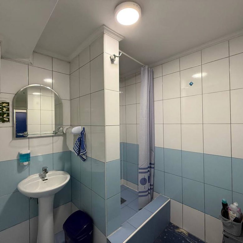 Lokal za izdavanje, Socijalno, Novi Sad, 155m², 1.000 €/mes