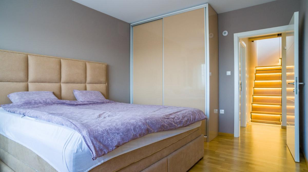 Stan Prodaja Novi Sad Stan Prodaja Novi Sad Bulevar Patrijarha Pavla 113 m2