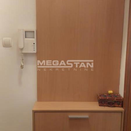 Jednoiposoban stan za izdavanje, Denkova Bašta, Beograd, 36m², 600 €/mes