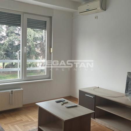 Stan Izdavanje Beograd Denkova Bašta 36 m2