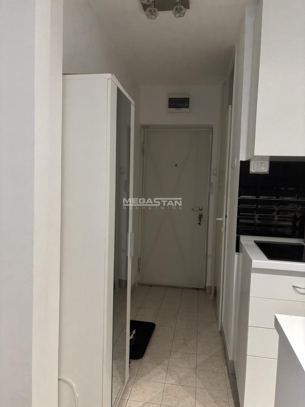 Garsonjera za izdavanje, Šumice, Beograd, 25m², 400 €/mes