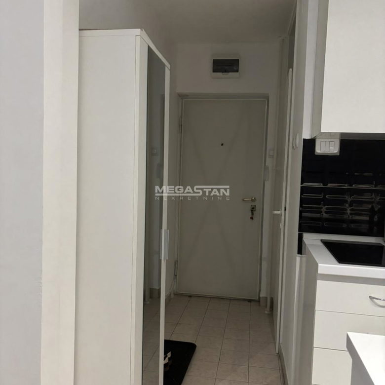Garsonjera za izdavanje, Šumice, Beograd, 25m², 400 €/mes