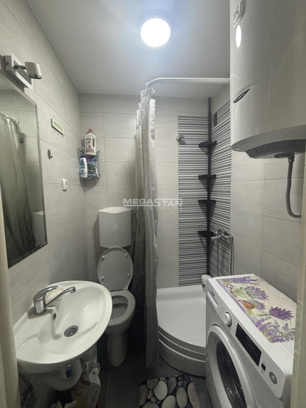 Garsonjera za izdavanje, Šumice, Beograd, 25m², 400 €/mes