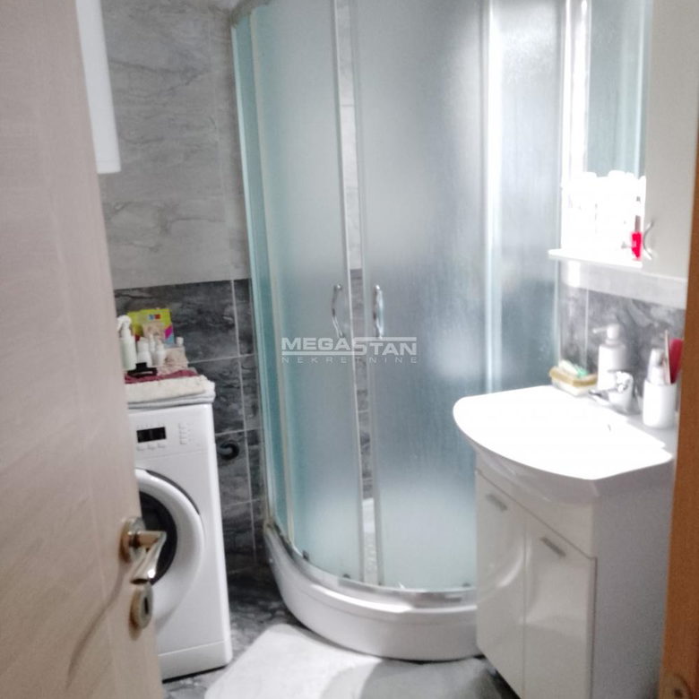 Stan Prodaja Beograd Mirijevo 72 m2