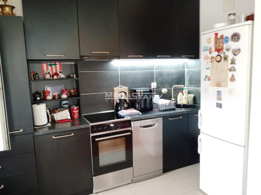 Stan Prodaja Beograd Mirijevo 72 m2