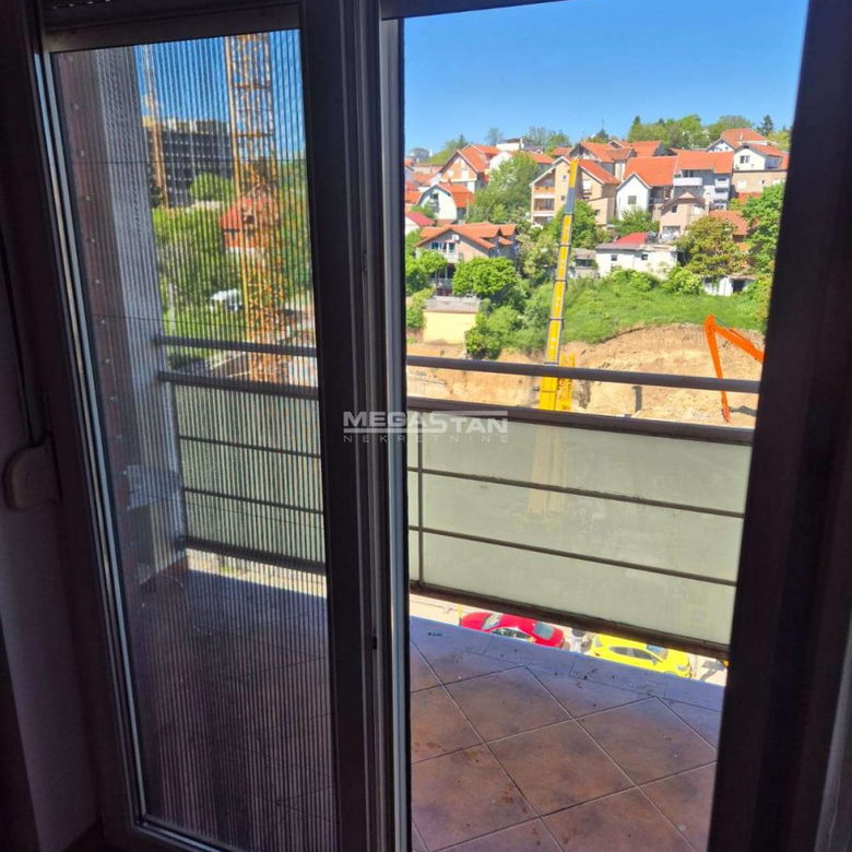 Stan Izdavanje Beograd Cvetkova Pijaca 27 m2