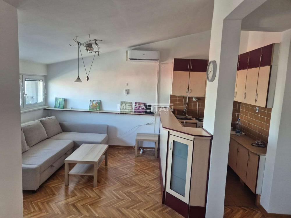 Stan Izdavanje Beograd Slavija 34 m2