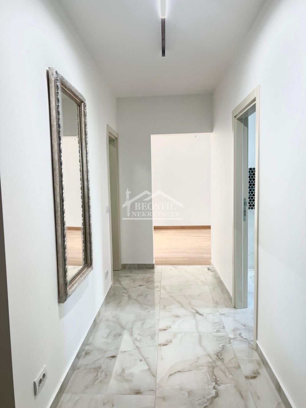 Stan Prodaja Beograd Stan Prodaja Beograd Hram Svetog Save 93 m2